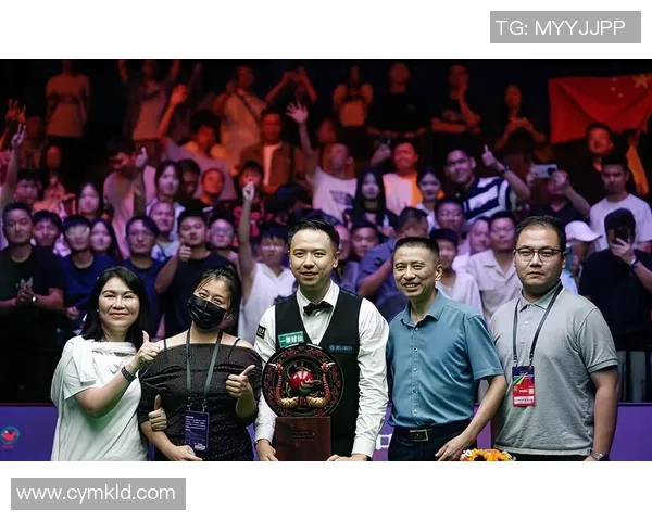 体育明星绯闻揭秘与赛场外生活趣闻大盘点 深度挖掘背后的鲜为人知故事